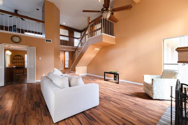 3102 Ashford Bend Drive, Houston, TX 77082