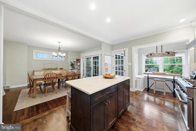 104 7TH ST, Riverton, NJ 08077