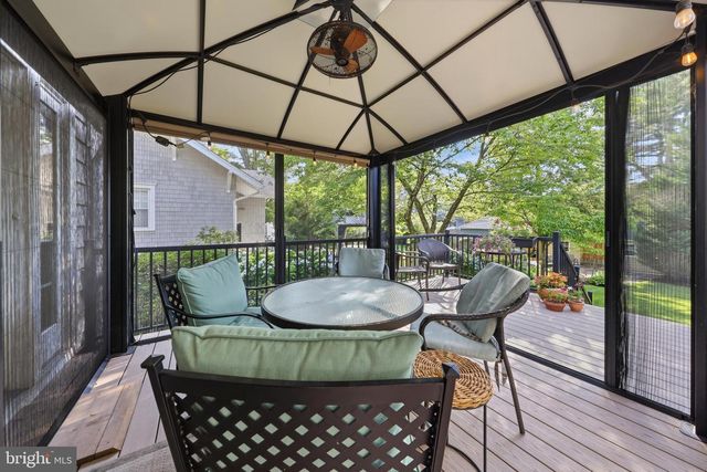 104 7TH ST, Riverton, NJ 08077