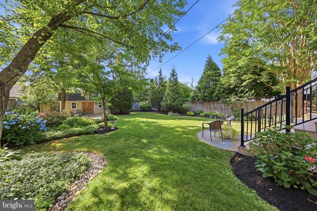 104 7TH ST, Riverton, NJ 08077