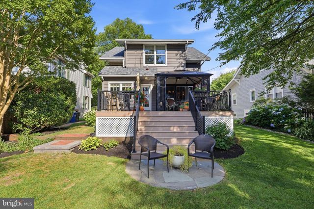 104 7TH ST, Riverton, NJ 08077