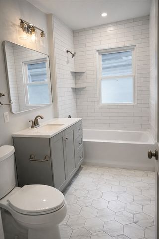 12 Gordon Terrace 1, Newton, MA 02458
