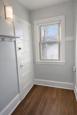 12 Gordon Terrace 1, Newton, MA 02458