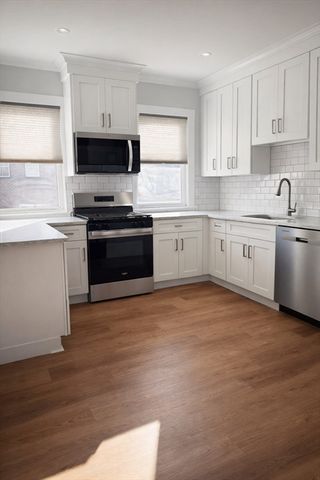 12 Gordon Terrace 1, Newton, MA 02458
