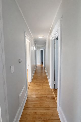 12 Gordon Terrace 1, Newton, MA 02458