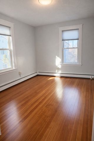 12 Gordon Terrace 1, Newton, MA 02458