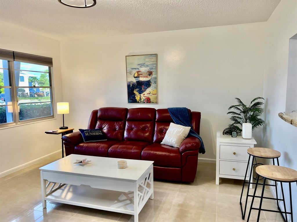 1011 Harwood C 1011, Deerfield Beach, FL 33442