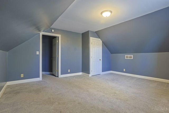 15 Bonham Road, Wyoming, OH 45215