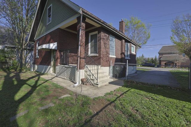 15 Bonham Road, Wyoming, OH 45215