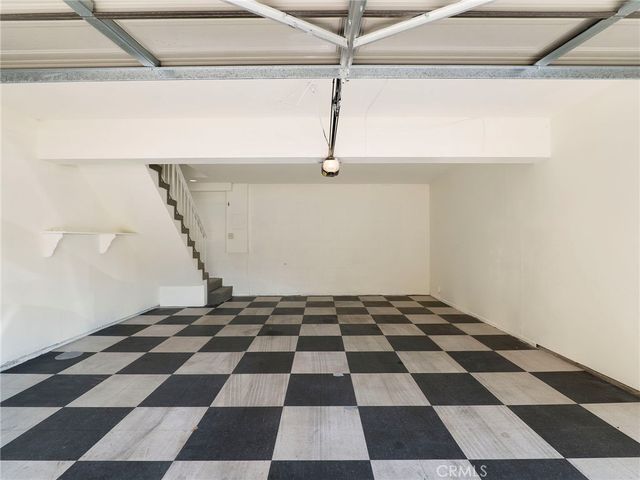 18954 Sherman Way 9, Reseda, CA 91335