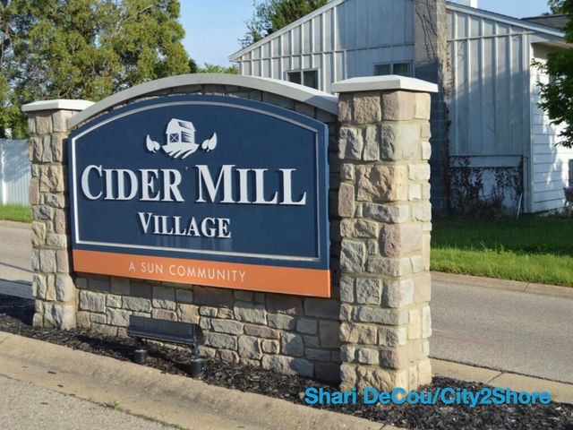 441 Tanglewood Drive 67, Middleville, MI 49333