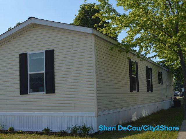 441 Tanglewood Drive 67, Middleville, MI 49333