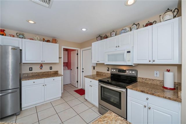 2600 NW 3rd AVE, Cape Coral, FL 33993