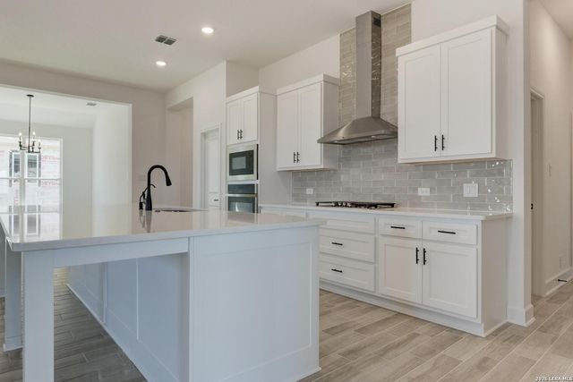 1146 Cape May Warbler, New Braunfels, TX 78132