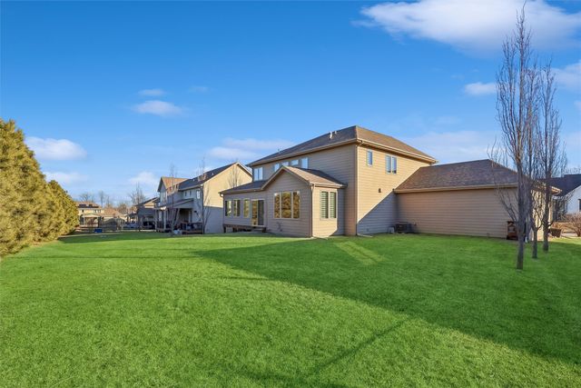 16103 Hickory Lane, Urbandale, IA 50323