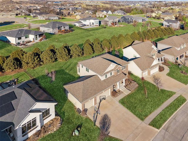 16103 Hickory Lane, Urbandale, IA 50323