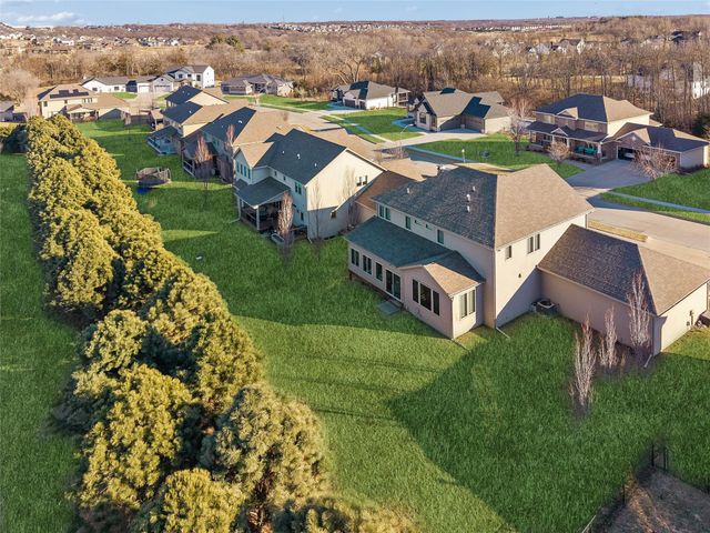 16103 Hickory Lane, Urbandale, IA 50323