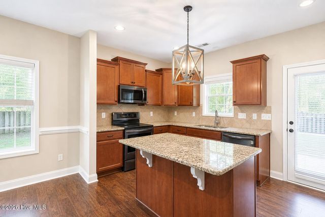 417 Harlequin Court, Sneads Ferry, NC 28460