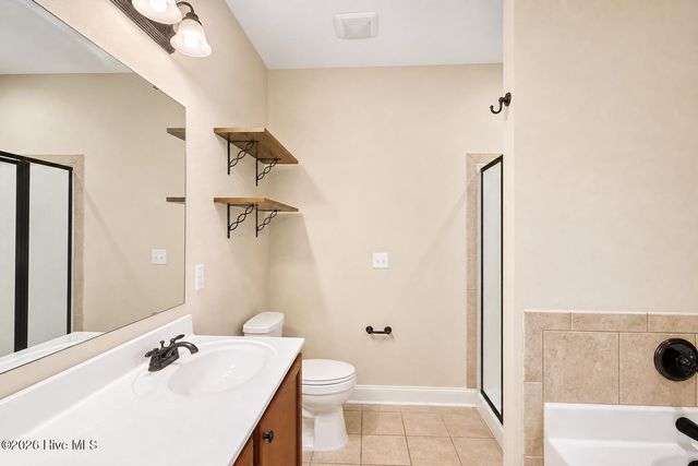 417 Harlequin Court, Sneads Ferry, NC 28460
