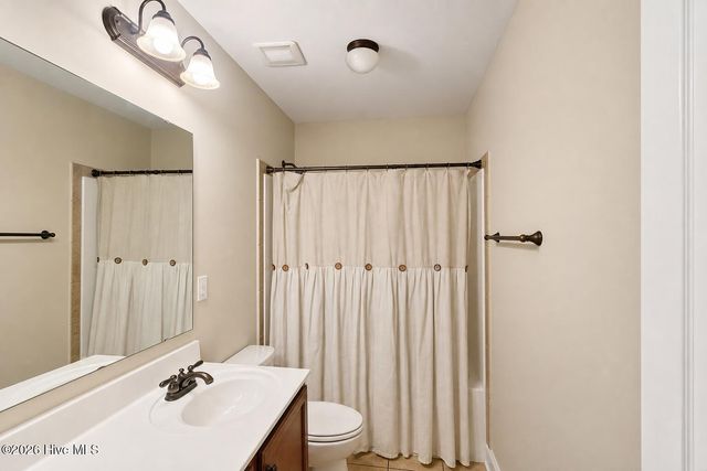 417 Harlequin Court, Sneads Ferry, NC 28460