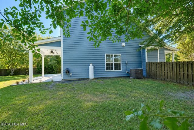 417 Harlequin Court, Sneads Ferry, NC 28460