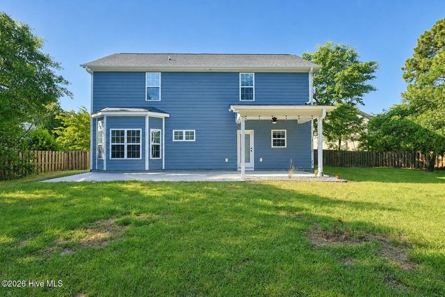 417 Harlequin Court, Sneads Ferry, NC 28460