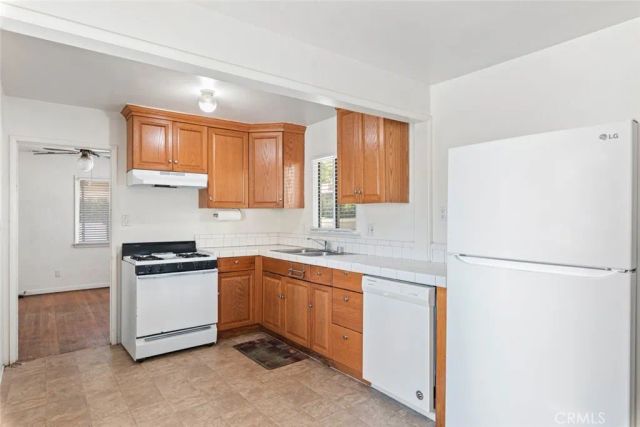 654 Edgar, Beaumont, CA 92223