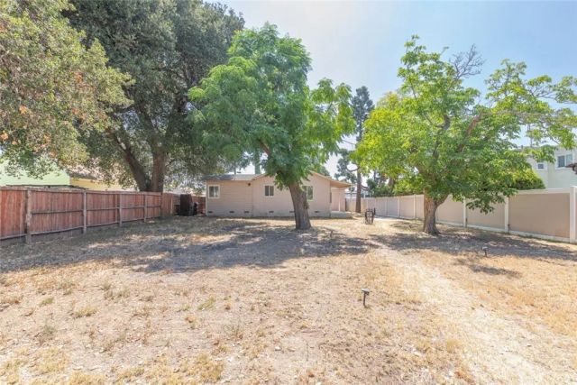 654 Edgar, Beaumont, CA 92223