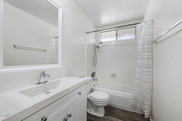 4011 Defender Drive, Agoura Hills, CA 91301