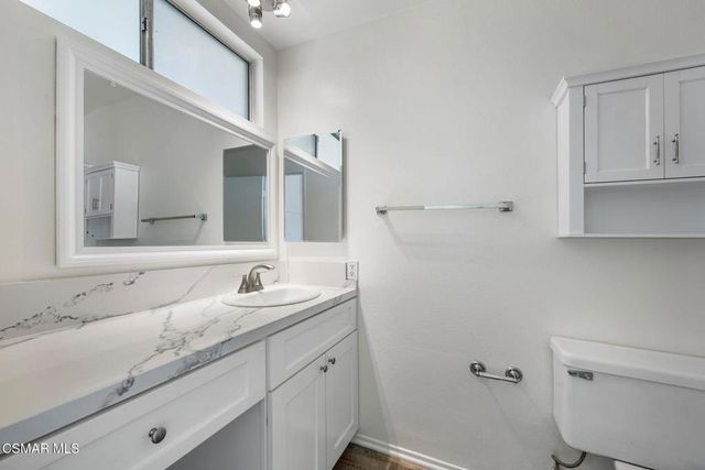 4011 Defender Drive, Agoura Hills, CA 91301