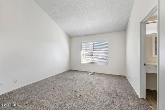 4011 Defender Drive, Agoura Hills, CA 91301