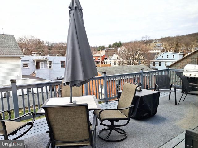 144 PENNSYLVANIA AVE, Schuylkill Haven, PA 17972