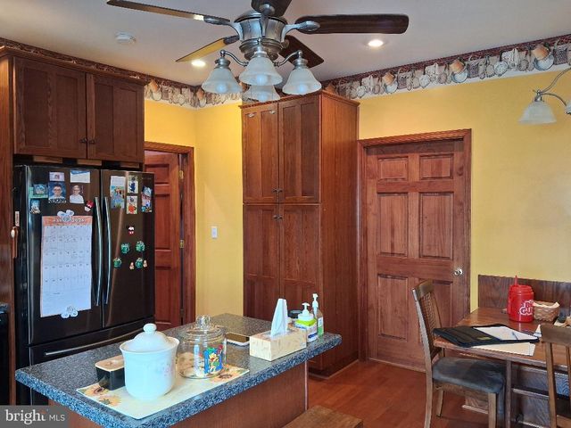 144 PENNSYLVANIA AVE, Schuylkill Haven, PA 17972