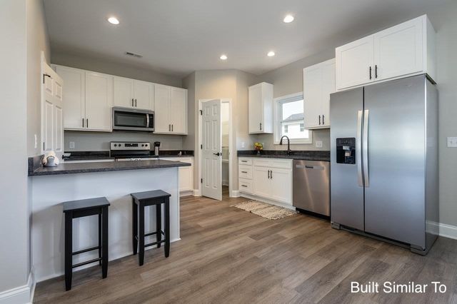 745 ZEPHYR DR, Rockingham, VA 22801