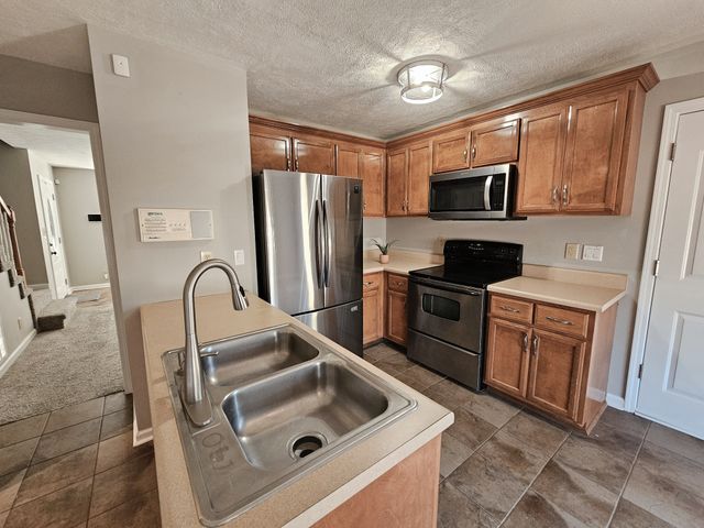 640 Wolfchase Dr, Clarksville, TN 37042