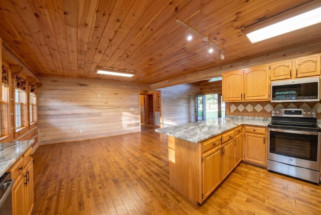 2909B Beech Log Rd, Watertown, TN 37184