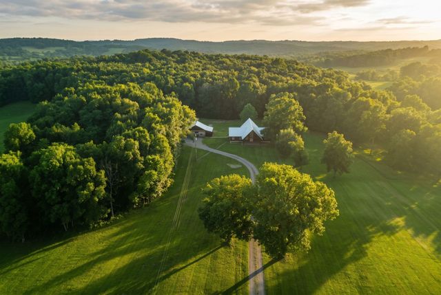 2909B Beech Log Rd, Watertown, TN 37184