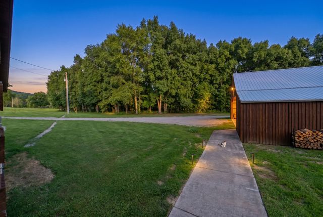 2909B Beech Log Rd, Watertown, TN 37184