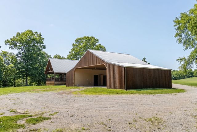 2909B Beech Log Rd, Watertown, TN 37184