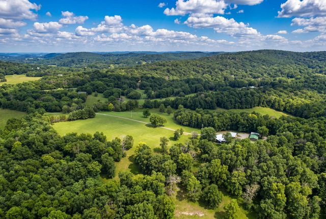 2909B Beech Log Rd, Watertown, TN 37184