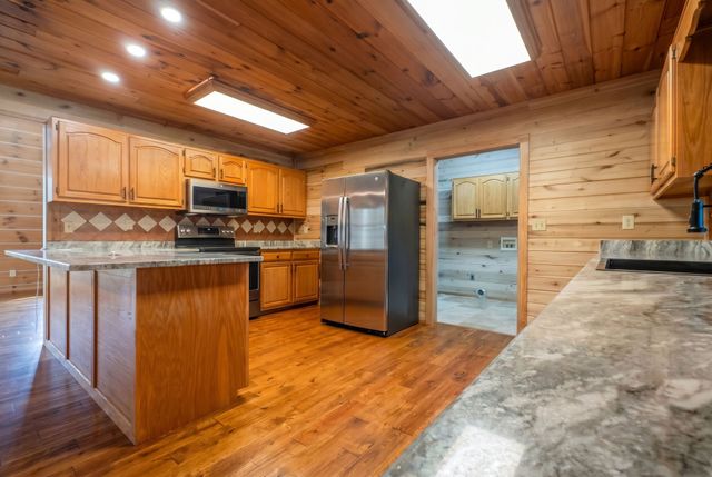 2909B Beech Log Rd, Watertown, TN 37184