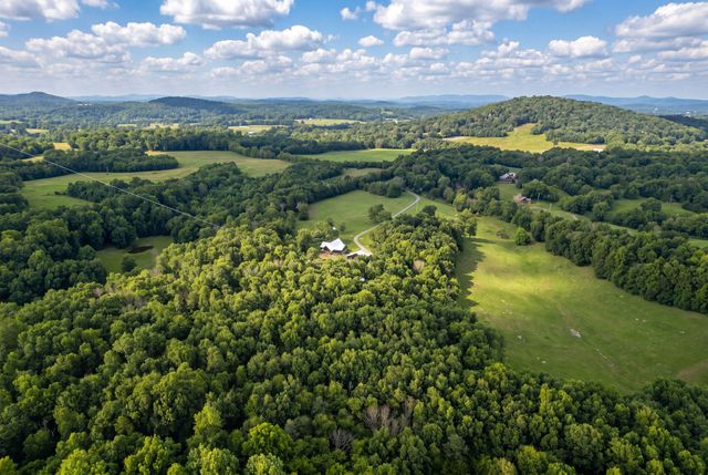 2909B Beech Log Rd, Watertown, TN 37184