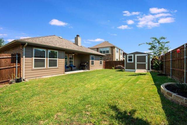 822 Graham Drive, Burleson, TX 76028