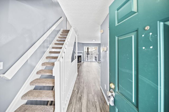 217 Macandrews Way, 61C, Blacklick, OH 43004