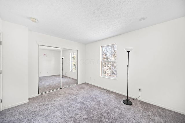 217 Macandrews Way, 61C, Blacklick, OH 43004