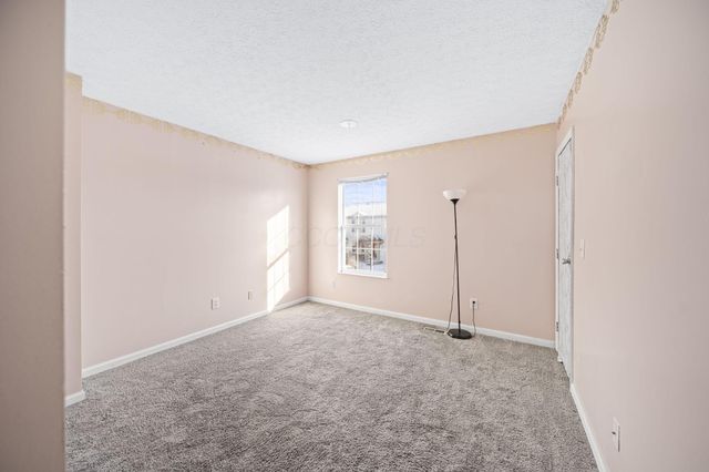 217 Macandrews Way, 61C, Blacklick, OH 43004