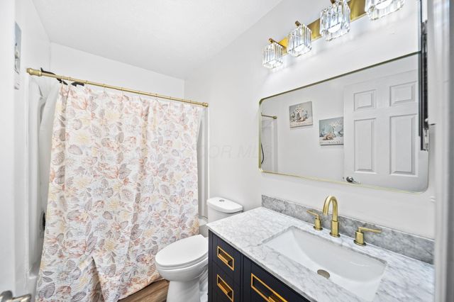 217 Macandrews Way, 61C, Blacklick, OH 43004