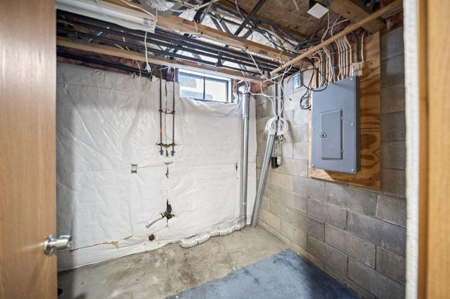 217 Macandrews Way, 61C, Blacklick, OH 43004