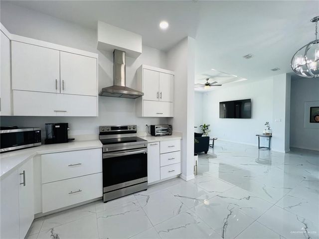 1414 S Nevada Street, Alton, TX 78573