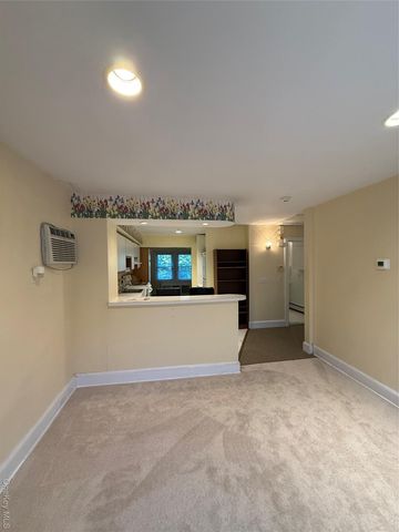 63 Franklin Avenue, Glen Cove, NY 11542
